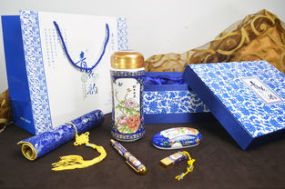 中國夢創意禮品 青花瓷筆筒三件套裝，房地產開盤禮贈佳品